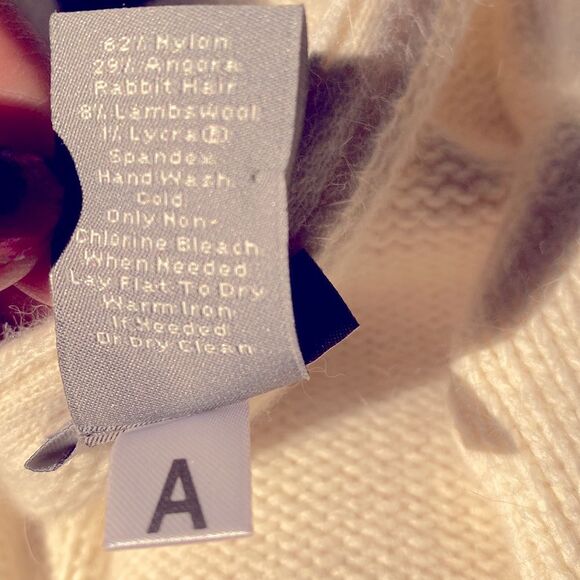 Angora Rabbit Hair Sweater sz XS - Picture 7 of 7